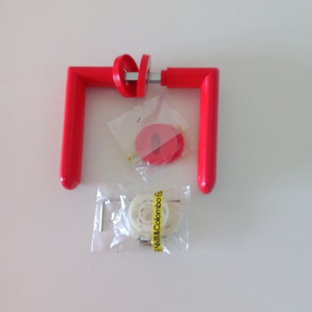 Coppia maniglie Valli e Colombo in nylon rosse per porte interne