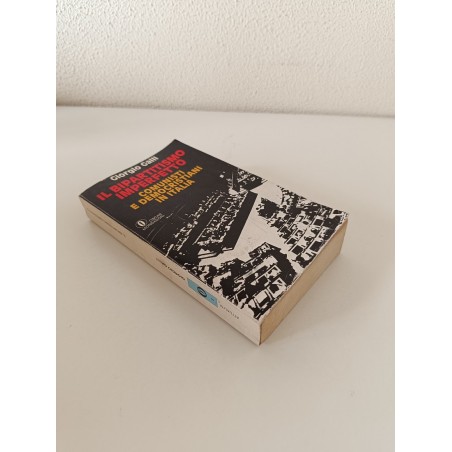 Galli Il bipartitismo imperfetto Comunisti e democristiani in Italia Oscar Mondadori