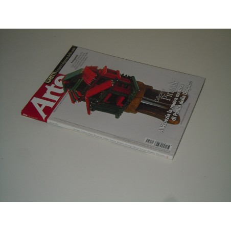 Rivista Arte n 452 aprile 2011 Collezione Pinault fumetti