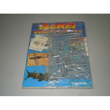 Aerei da combattimento fascicolo 19 con pezzi montaggio De agostini 1996