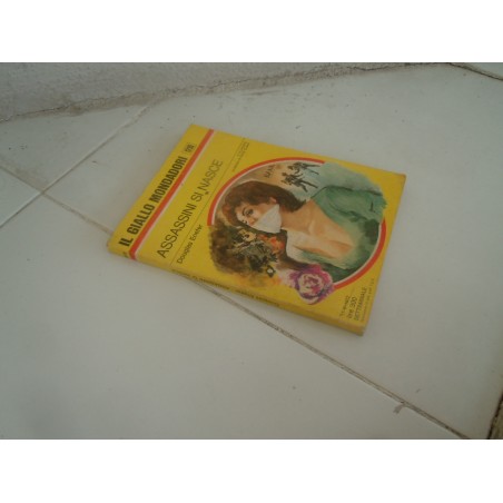 Assassini si nasce Enefer giallo Mondadori 1219