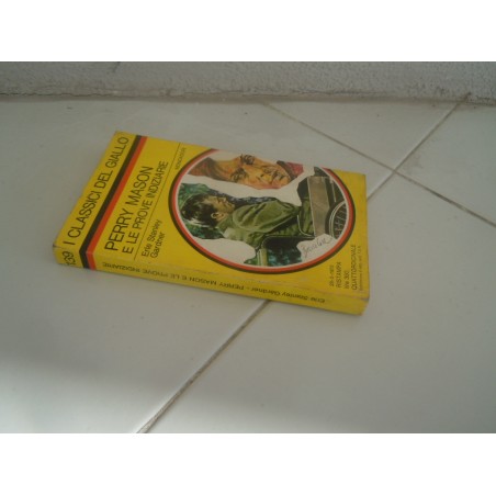 Perry Mason e le prove indiziarie Gardner I classici del giallo Mondadori 139