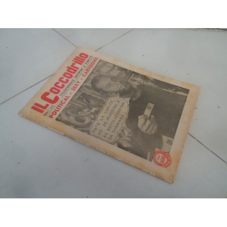 Rivista Il coccodrillo political sexy n 8 del 28 giugno 1966